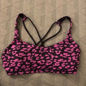 Lululemon Fuschia and Navy Free to Be Bra size 6